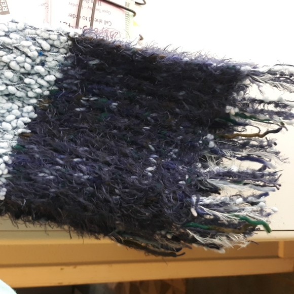 INC Fluffy Knit Winter Long Scarf Blue Cozy Warm Mixed Media Fringe Sparkles - Picture 7 of 9
